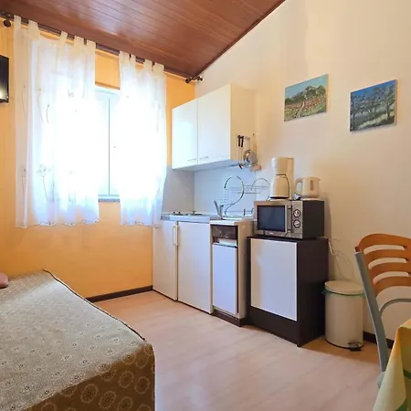 And Berulia * Baška Voda