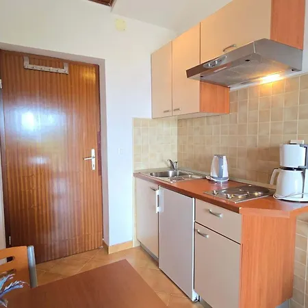 And Berulia * Baška Voda